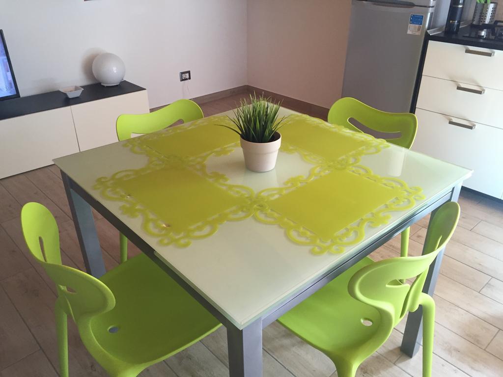 Terra Di Sicilia Apartment Авола Стая снимка